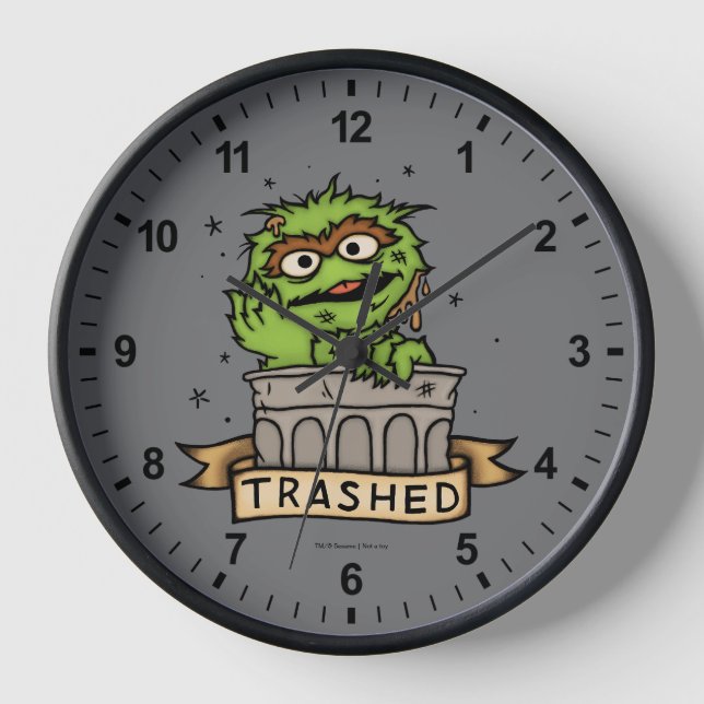 Horloge Rue Sésame | Oscar the Grouch Trashed (Recto)