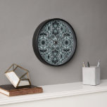 Horloge Seafoam Turquoise Green Grey Hip Bohemian Bali Art<br><div class="desc">Belle motif en mosaïque batik vert et gris couleur mousse de mer contemporaine. Motif décoratif disponible sur une variété de produits élégants et assortis accents et accessoires de décoration maison. Un design original pour le décorateur d'intérieur ou ceux qui aiment décorer leur chambre de maître ou d'enfant, la crèche, le...</div>