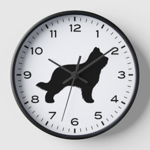 Horloge silhouette de la race de chien de Briard