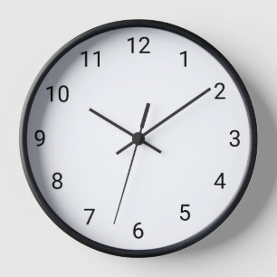 Horloge simple en noir et blanc