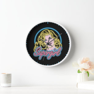 Horloge Supergirl Retro Neon Lights Graphic