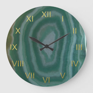 Horloge verte d'agate avec des nombres de feuille