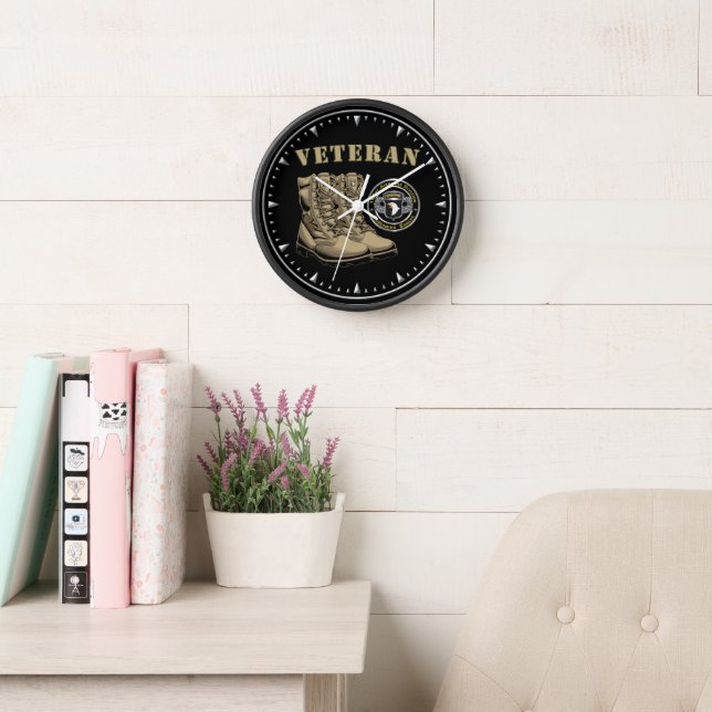 Horloge Vétéran de la 101e division aéroportée (Salle de lecture)