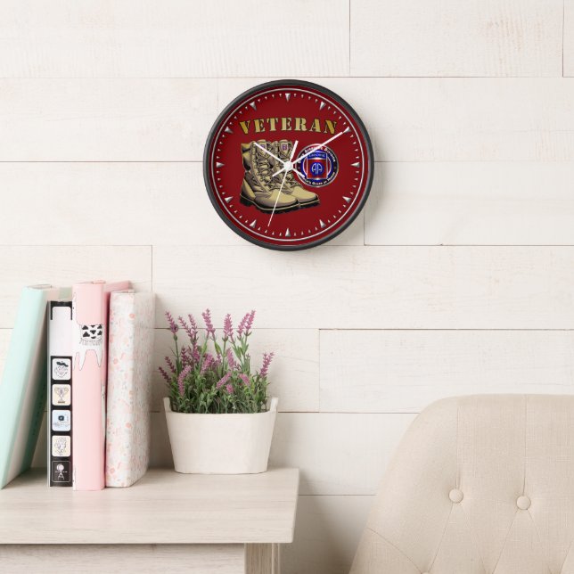 Horloge Vétéran de la 82e division aéroportée (Salle de lecture)