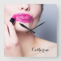 Horloges murales à nom personnalisé Lipstick mal a