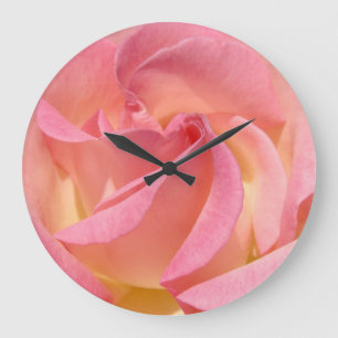 Horloges murales en spirale de fleurs de rose rose