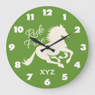 Horloges murales faites sur commande libres de