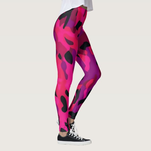 Hot Pink Camo Leggings - Unique Camo Pattern (Droite)