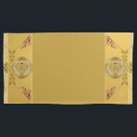 Housse D'oreillers 50e ou 1er anniversaire du Mariage<br><div class="desc">Vous cherchez les bons oreillers 50e ou 1er anniversaire de mariage? Alors peut-être qu'une belle couleur ocre dorée,  une répétition ornée et un graphisme en pierres précieuses sera juste ce qu'il faut leur donner LES DEUX!</div>