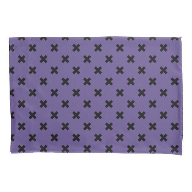 Housse D'oreillers Croix noire sur ultra violet (devant)