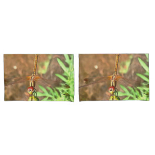 Housse D'oreillers Dragonfly Artistique Reposant Sur Une Tête De Fleu