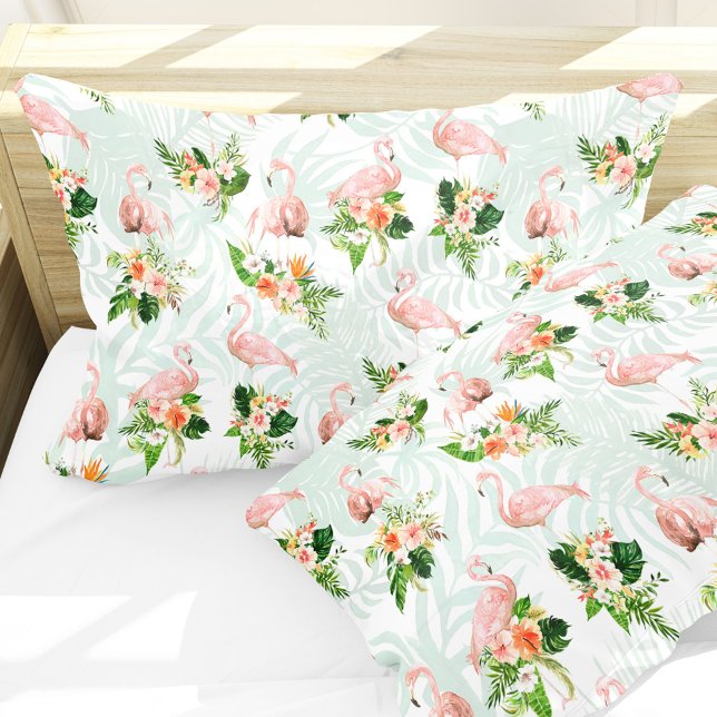 Housse D'oreillers Flamant Rose Tropical Floral (Tropical flowers and pink flamingos add a fresh summer vibe to your bedroom.)