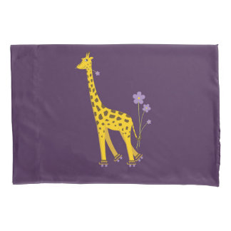 Housse D'oreillers Girafe drôle pourpre de patinage de rouleau