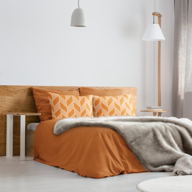 Housse D'oreillers Herringbone Chevron d'automne moderne Orange Peach (Créateur téléchargé)