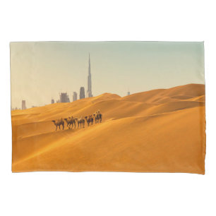 Housse D'oreillers Les déserts Vue Skyline de Dubaï avec chameaux