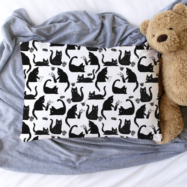 Housse D'oreillers Les mauvais chats frappent des trucs sur (Bad Cats Knocking things over pillowcase)