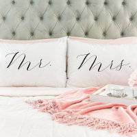 M. et Mme Elegant Romantic Script