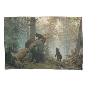 Housse D'oreillers Matin dans une forêt de pins (Ours dans les bois)