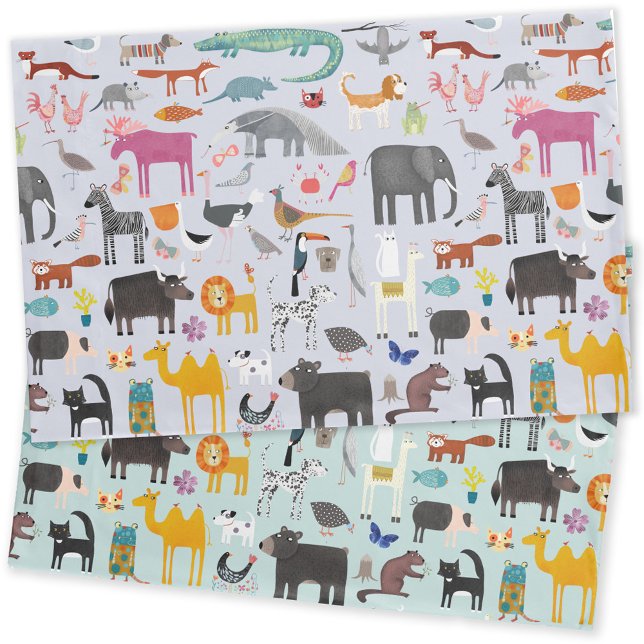 Housse D'oreillers Ménagerie animale réversible (Fun animal menagerie with wild, safari, zoo and pet animals and birds pattern reversible pillowcase)