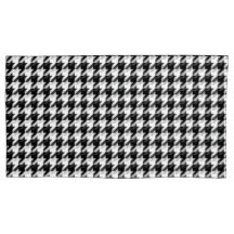 Noir Houndstooth Rouge