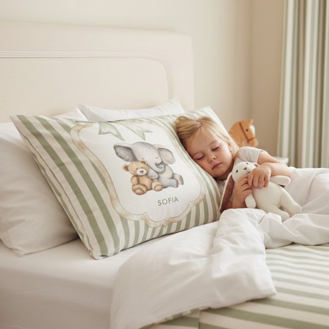 Housse D'oreillers Sweet Elephant and Teddy Bear Hugging Baby Girl  (Créateur téléchargé)