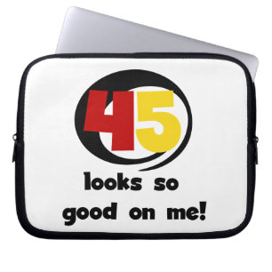 Housse Pour Ordinateur Portable 45 T-shirts et cadeaux sont si bons pour moi