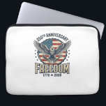 Housse Pour Ordinateur Portable Aile de la liberté du 250e anniversaire Vintage pa<br><div class="desc">Aile de la liberté du 250e anniversaire Vintage patriotique T-shirt_1</div>