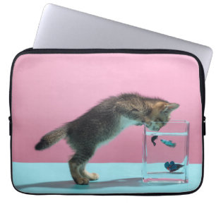 Housse Pour Ordinateur Portable Animaux de bébés cutest   Kitten En regardant le b