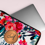 Housse Pour Ordinateur Portable Aquarelle de la Marine Rouge Motif Floral Cuivre M<br><div class="desc">Manche d'ordinateur portable romantique glam féminine avec printemps et été aquarelle rouge, corail, orange brûlé, bleu nuit foncé et vert peint à la main fleurs, plumes et feuillage. Personnalisez-le avec votre monogramme et nom à l'intérieur du cercle en cuivre métallique avec une élégante police de calligraphie de script modifiable !...</div>