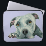 Housse Pour Ordinateur Portable Art de chien de portrait d'aquarelle de chien de<br><div class="desc">C'est une peinture d'aquarelle d'un chien gris de pitbull fixant sur le plancher. Elle recherche et son visage est écrasé sur le plancher. Les pitbulls tendent à avoir une plus grande tête et je pense qu'ils sont adorables pour celui !</div>