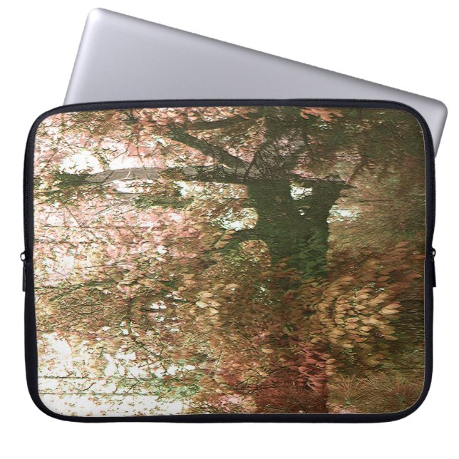 Housse Pour Ordinateur Portable Au fond de la forêt.... (Devant)