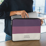Housse Pour Ordinateur Portable Bandes de blocs de couleurs violets modernes<br><div class="desc">Les rayures horizontales violettes modernes et le design des blocs de couleurs sont élégants.</div>