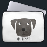 Housse Pour Ordinateur Portable Black Labrador Retriever Chien Nom<br><div class="desc">Un drôle Black Labrador Retriever chien pour vous faire sourire. Modifiez ou supprimez le nom à customiser. Art original de Nic Squirrell.</div>