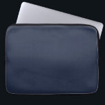 Housse Pour Ordinateur Portable Blebleu marine<br><div class="desc">Cette couleur sombre de la couleur la plus populaire au monde s'appelait autrefois bleu marine et est utilisée par la marine britannique depuis le XVIIIe siècle. Le bleu marine représente la confiance et la stabilité et est moins attentif que les tons bleus plus clairs. Le bleu marine est conservateur et...</div>