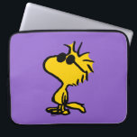 Housse Pour Ordinateur Portable Bois En Lunettes De Soleil<br><div class="desc">Jetez un oeil à ce design super mignon avec des lunettes de soleil cool Woodstock sport.</div>