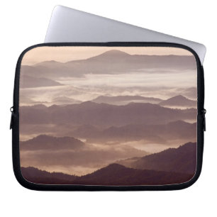 Housse Pour Ordinateur Portable Brouillard matinal dans le sud des Appalaches