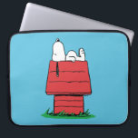 Housse Pour Ordinateur Portable cacahuètes | Snoopy Napping<br><div class="desc">Snoopy est l'adorable beagle de Charlie Brown dans la bande dessinée Peanuts de Charles M. Schulz. Découvrez ce joli dessin de cacahuètes avec ce chien adorable.</div>