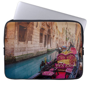 Housse Pour Ordinateur Portable Canal avec gondole traditionnelle à Venise, Italie