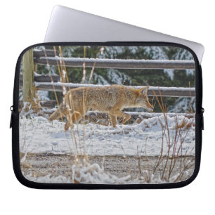 Housse Pour Ordinateur Portable Chasse au coyote et à l'art de la faune hivernale 