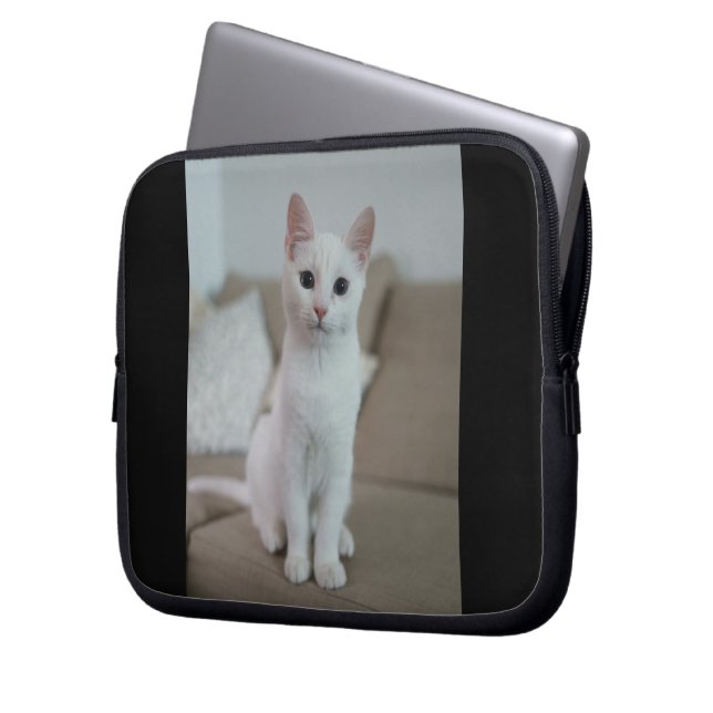 Housse Pour Ordinateur Portable chat blanc | Zazzle_Growshop. (devant gauche)