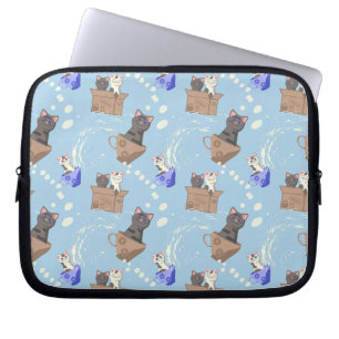 Housse Pour Ordinateur Portable Chats en boîte et gouttes de lait sur bleu