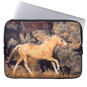 Housse Pour Ordinateur Portable Chevaux courant dans un ranch Ponderosa