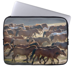 Housse Pour Ordinateur Portable Chevaux dans le ranch, Mongolie intérieure, Chine