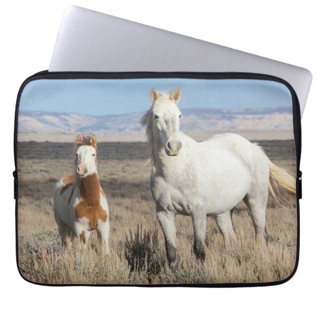 Housse Pour Ordinateur Portable Chevaux sauvages chez eux dans le bassin de Sandwa (Devant)
