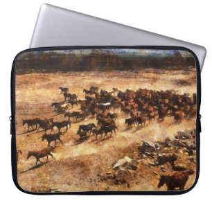 Housse Pour Ordinateur Portable Chevaux Sauvages : Majesté d'Animal Artistique.