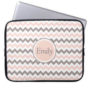 Housse Pour Ordinateur Portable Chevron Gris Rose Gris Fille Moderne Avec Nom