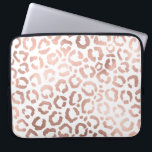 Housse Pour Ordinateur Portable Chic Rose Gold Leopard Cheetah Poster de animal<br><div class="desc">Ce design élégant et chic est parfait pour la fashionista moderne. Il présente un poster de animal safari léopard/cheetah dessiné à la main sur un arrière - plan blanc simple et imprimé en faux or rose. C'est joli, mignon et tendance ! ***REMARQUE IMPORTANTE DE CONCEPTION : Pour toute demande de...</div>