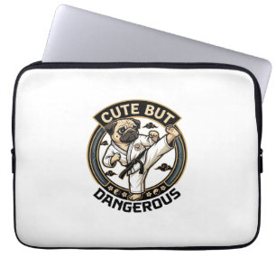 Housse Pour Ordinateur Portable Chien Pug Karaté Kick Cute Mais Dangereux_1