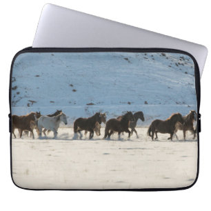 Housse Pour Ordinateur Portable Conduite de chevaux en hiver au Hideout Ranch