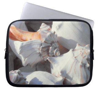 Housse Pour Ordinateur Portable Coques de mer dans la lumière du soleil et l'ombre